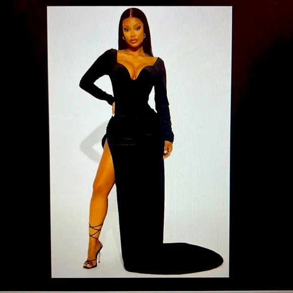 Fashion Nova | Dresses | Jessica Velvet Formal Gown Plus Size | Poshmark